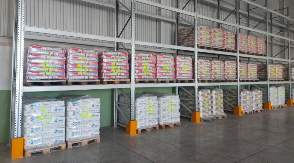 Paletové skladové regály